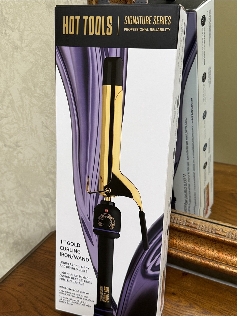 Hot Tools Signature Series Professional Reliability 1" Gold Curling Iron/Wand.